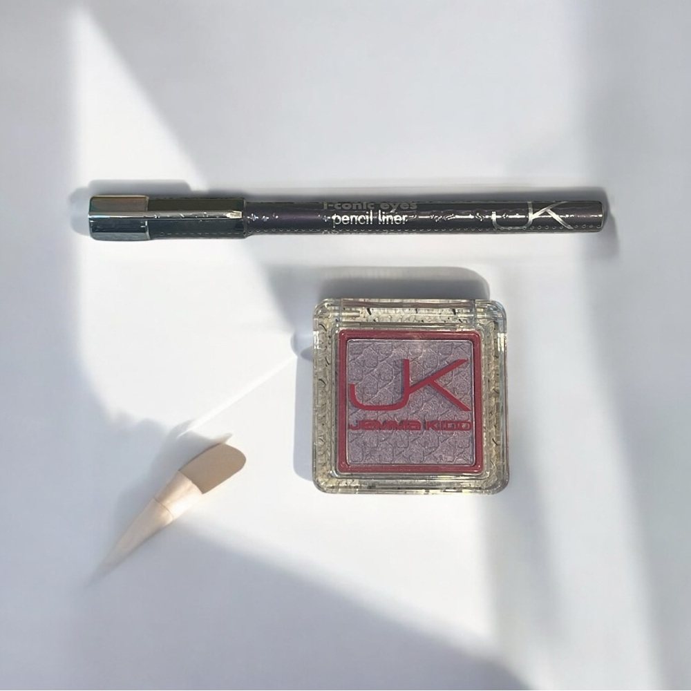 Pencil Liner and Purple Eyeshadow Set NIP